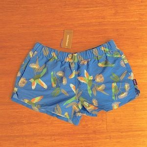 PATAGONIA Women’s 2.5” Baggies Shorts, Port Blue Parrots, S